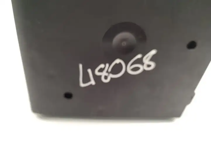 Skoda Fabia Mk2 (5J) (2007 - 2014)  6Q1937049F Модуль кузова