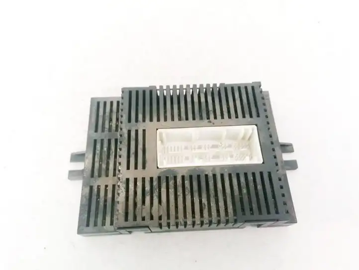 BMW 5 E60 E61 (2004 - 2010)  6983539 Модуль фонарей