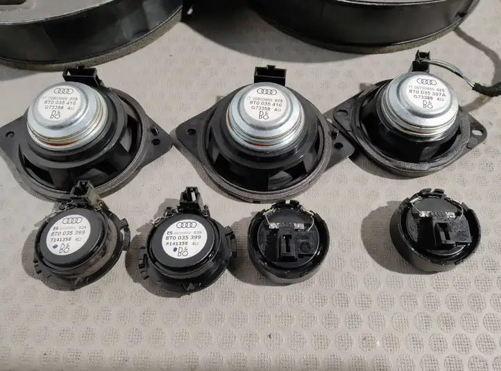 Audi A4 S4 B8 8K (2007 - 2011) 8T0035223S Комплект аудиосистемы — фото 9
