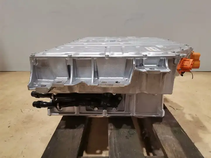 Land Rover Defender (2020 - ) L8B210B759AG Модуль аккумуляторной батареи гибридного автомобиля / электромобиля — фото 11
