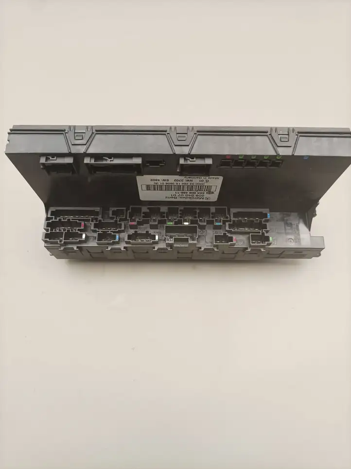 Mercedes-Benz CLK A209,C209 (2002 - 2009) 2095450701 Модуль комфорта — фото 2