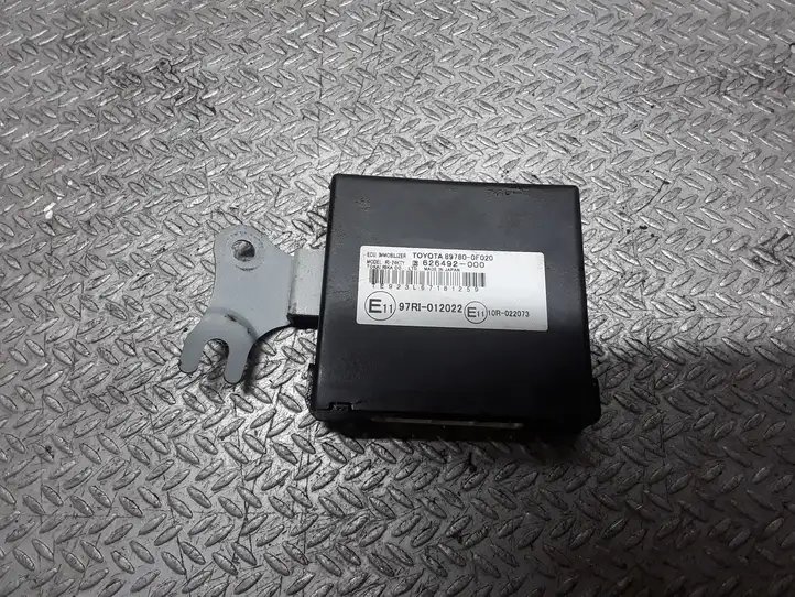 Toyota Corolla Verso AR10 (2004 - 2009) 897800F020 Блок иммобилайзера — фото 1