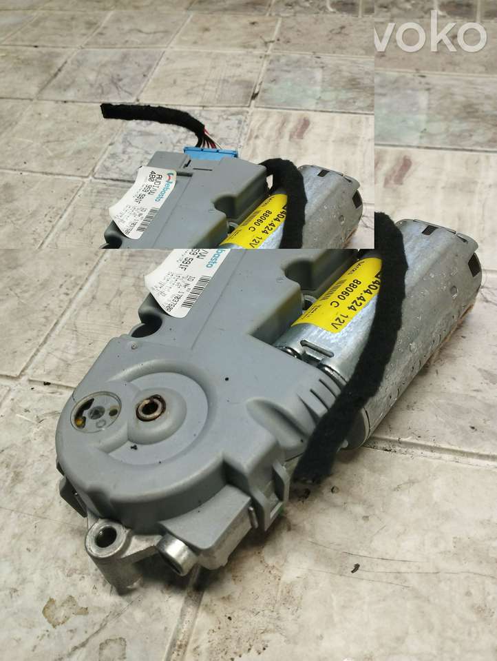 Audi A4 (2004 - 2009)  4B0959591F Двигатель привода люка-крыши