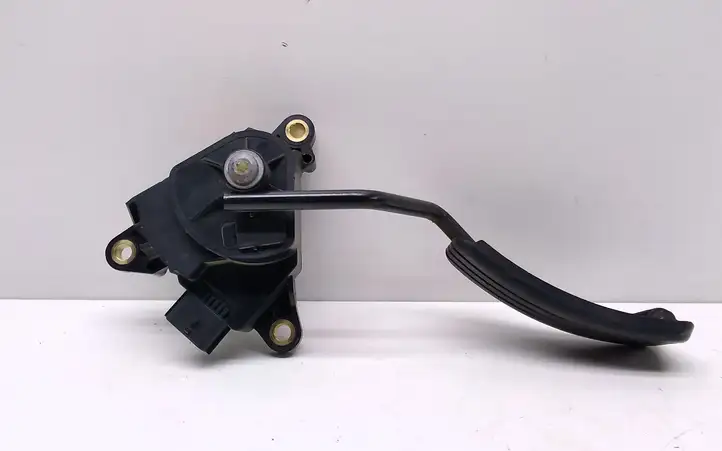 Renault Scenic II - Grand scenic II (2003 - 2006) 8200159647 Педаль акселератора — фото 1