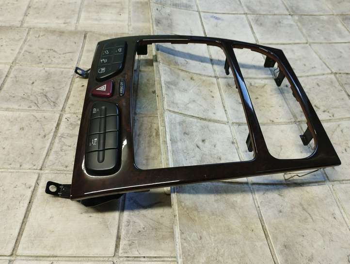 Mercedes-Benz C W203 (2000 - 2007)  A2036804639 Отделка контроля климата / контроля печки