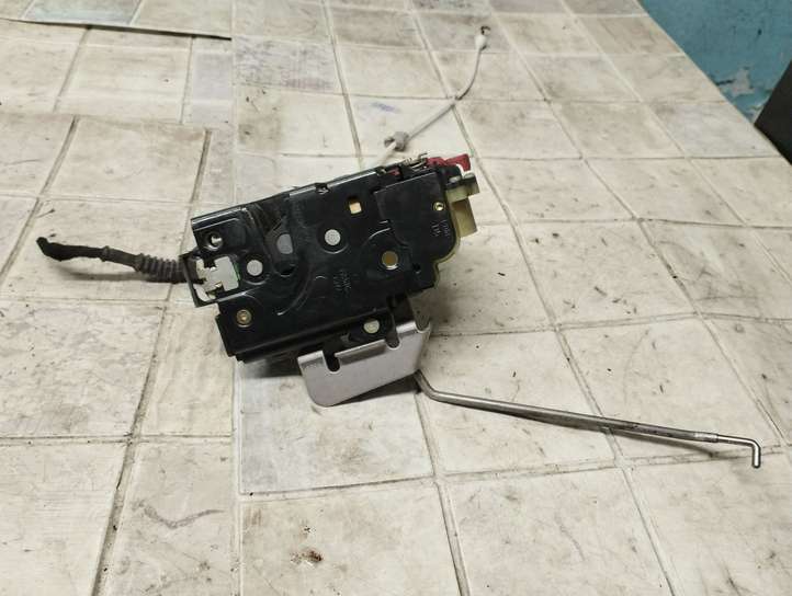 Audi A4 (2004 - 2009)  8E1837016D Передняя звукоизоляция