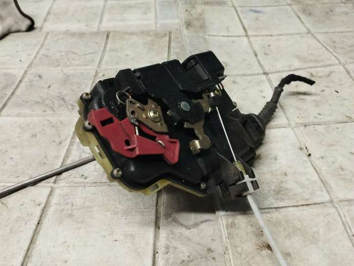 Audi A4 (2004 - 2009)  8E1837016D Передняя звукоизоляция