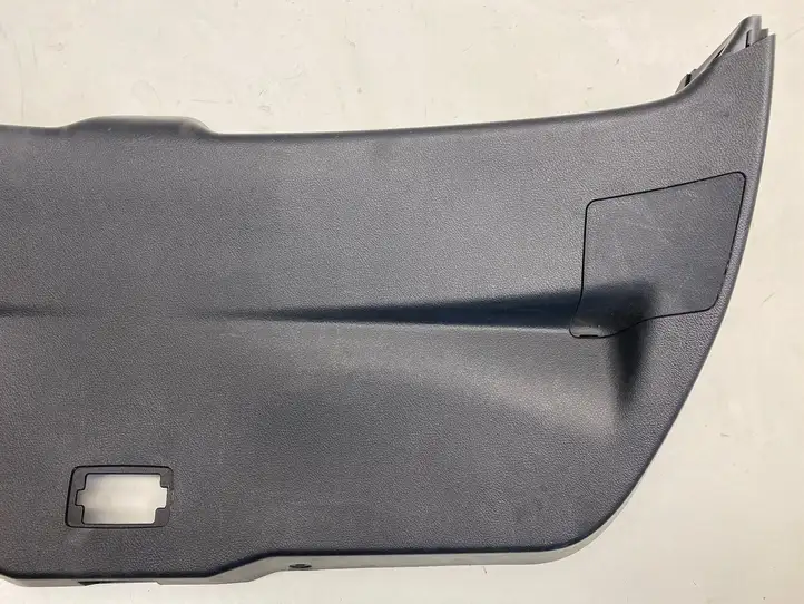 Toyota Auris E210 (2018 - ) 6478002030 Комплект обшивки крышки багажника — фото 3