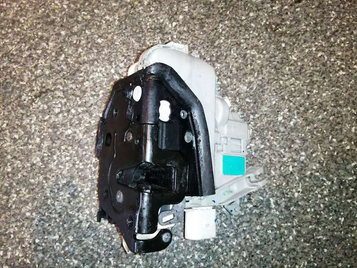 Audi A4 (2011 - 2015)  8J1837015D Передняя звукоизоляция