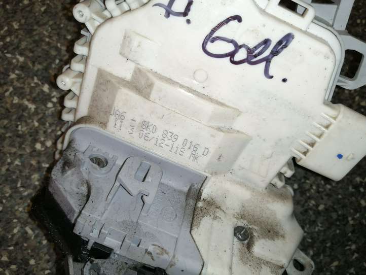 Audi A4 (2011 - 2015)  8K0839016D Замок задней двери