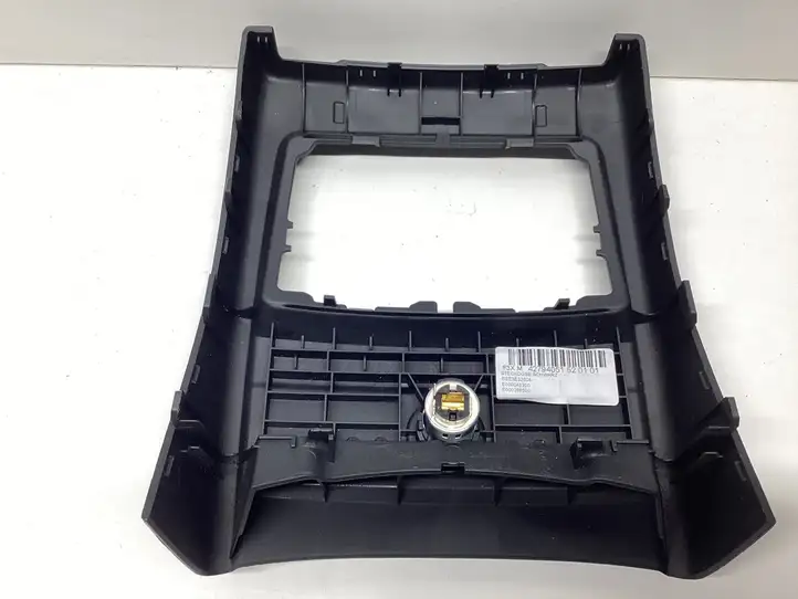 BMW 3 F30 F35 F31 (2012 - 2018) 9218909 Декоративная отделка — фото 3