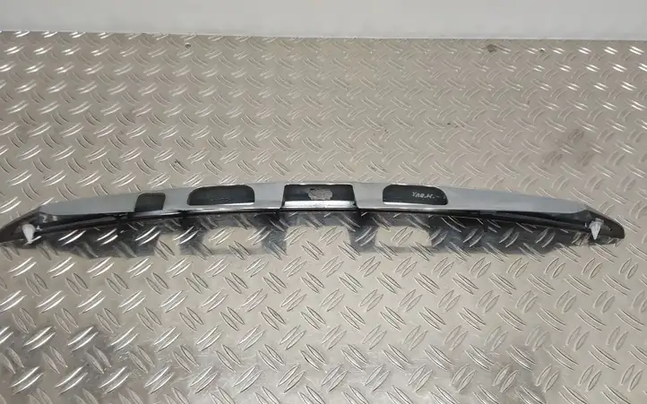 Toyota Yaris (2012 - 2014) 768010D190 Подсветка номера — фото 3