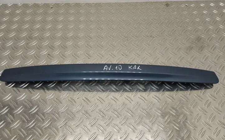 Toyota Avensis T270 (2009 - 2012) 7680105100 Подсветка номера — фото 2