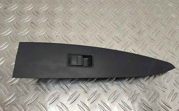 Toyota Avensis T270 (2012 - 2015) 7423105280 Блок кнопок стеклоподъемников — фото 1