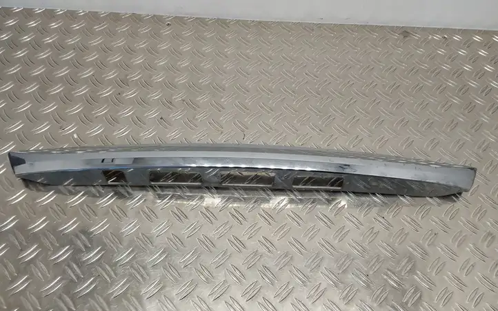 Toyota Avensis T270 (2012 - 2015) 7680105170 Подсветка номера — фото 1
