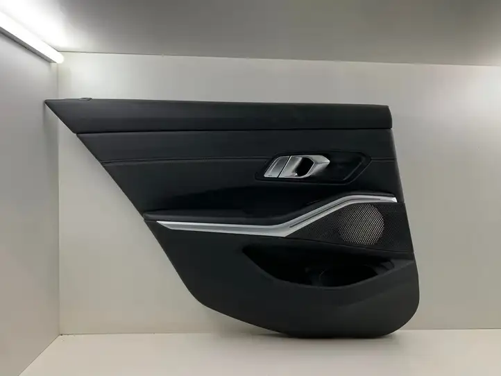 BMW 3 G20 G21 (2019 - ) 42475111 Обшивка задней двери — фото 1