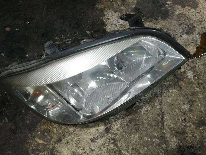 Opel Zafira (1999 - 2003)   Передняя фара