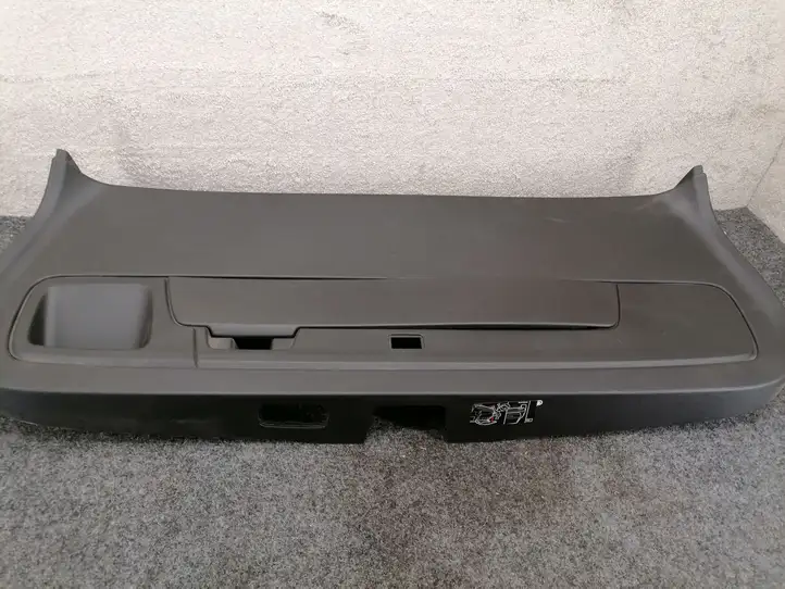 Volvo V60 (2018 - ) 31462593 Комплект обшивки крышки багажника — фото 1
