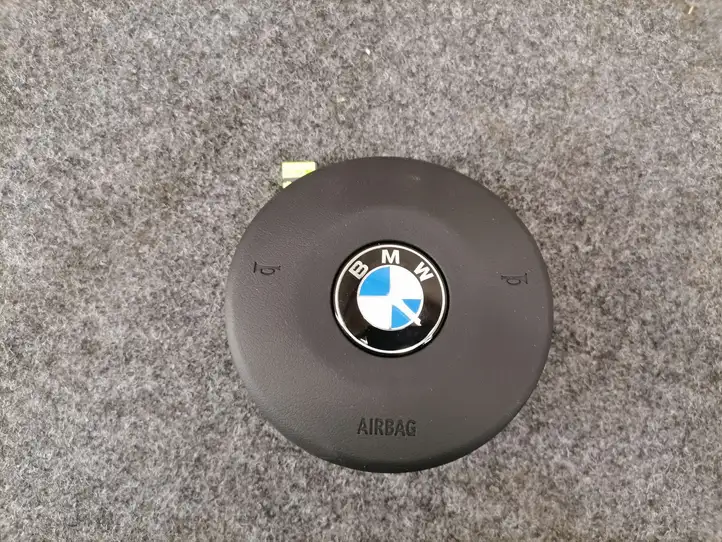 BMW 3 F30 F35 F31 (2012 - 2018) 8092206 Подушка безопасности руля — фото 1