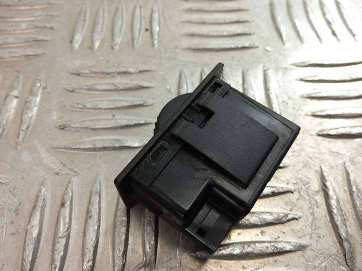 Citroen C4 (2004 - 2008)  96619006XT Включатель обогрева