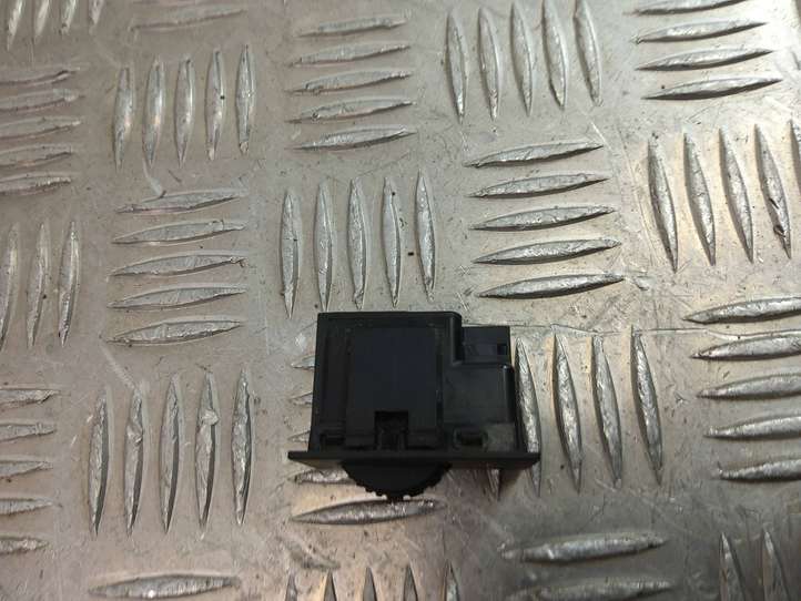 Citroen C4 (2004 - 2008)  96619006XT Включатель обогрева