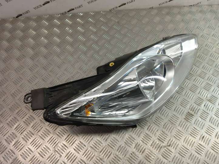 Ford C-Max (2010 - 2015)  AM5113W029AF Передняя фара