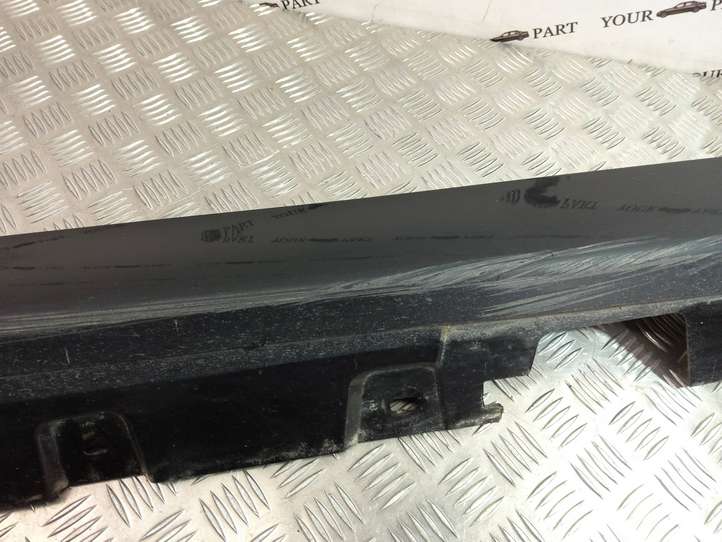 BMW 5 F10 F11 (2009 - 2016)  7184774 Порог