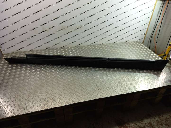 BMW 5 F10 F11 (2009 - 2016)  7184773 Порог