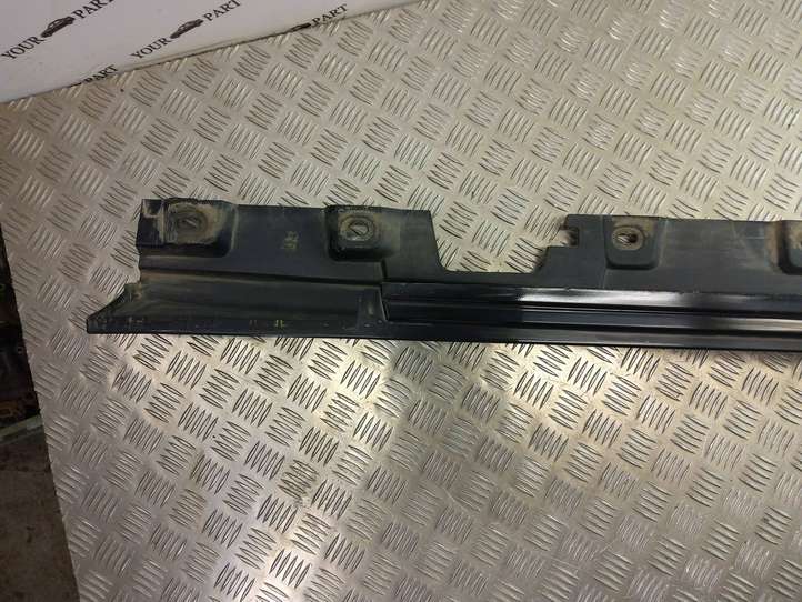 BMW 5 F10 F11 (2009 - 2016)  7184773 Порог