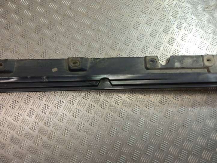 BMW 5 F10 F11 (2009 - 2016)  7184773 Порог