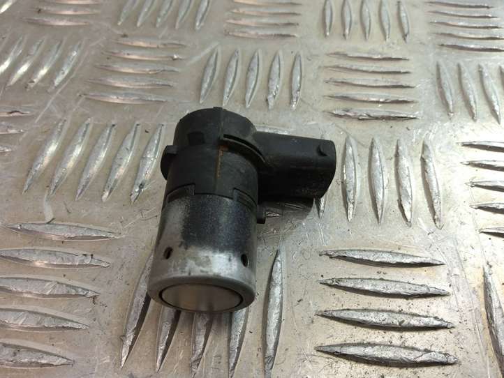 BMW 7 E65 E66 (2001 - 2008)  6907128 Кронштейн заднего датчика парковки (PDC)