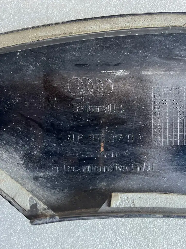 Audi Q7 4L (2009 - 2015) 4L0853817D Молдинг заднего крыла — фото 2