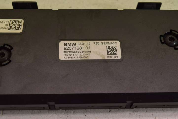 BMW X3 F25 (2010 - 2017)  9267128 Усилитель антенны