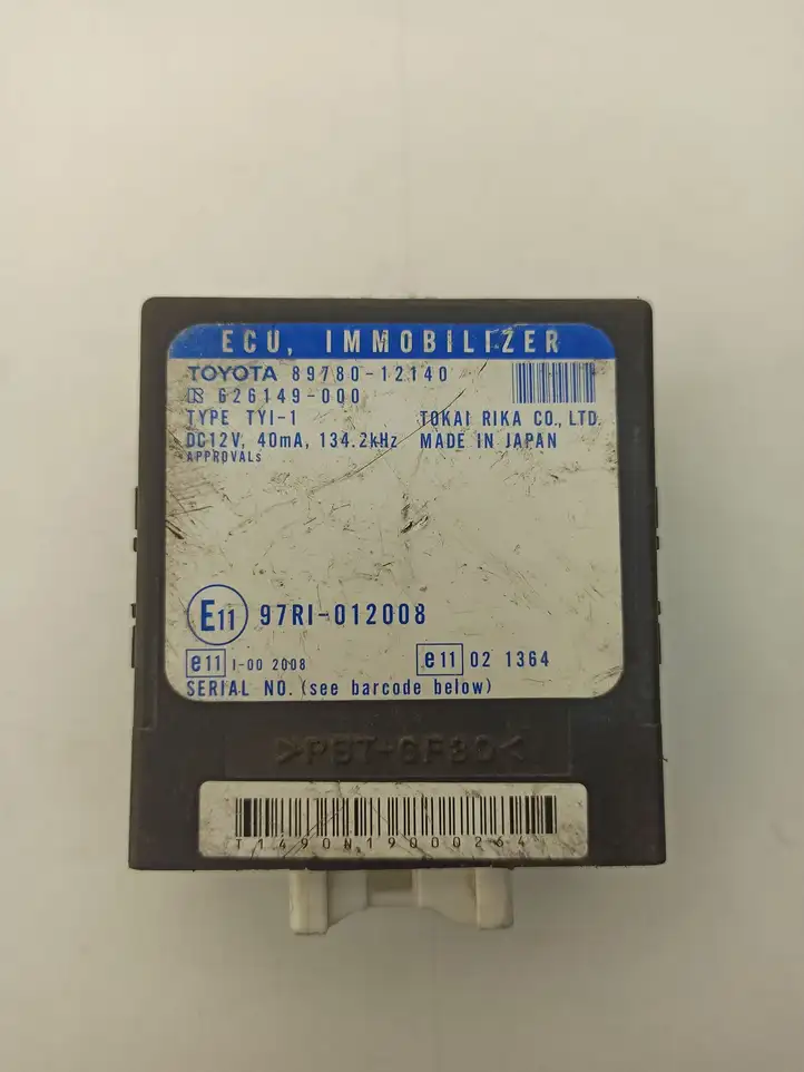 Toyota Corolla E120 E130 (2000 - 2004) 8978012140 Блок иммобилайзера — фото 1