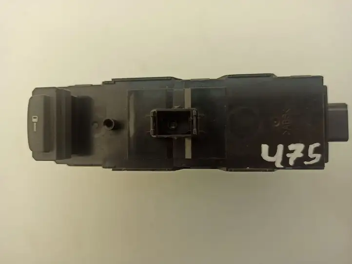 Volvo V70 (2000 - 2004) 30658117 Кнопка стеклоподъемников — фото 1