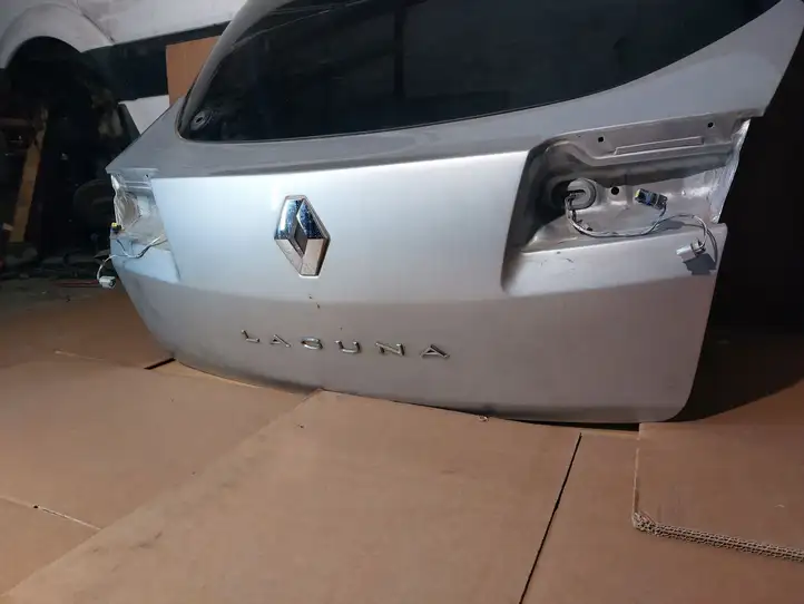 Renault Laguna III (2007 - 2015) Крышка багажника — фото 1