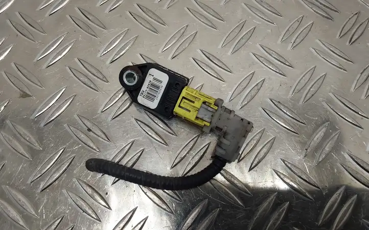 Toyota Corolla Verso AR10 (2004 - 2009) 8917302030 Датчик удара SRS — фото 1