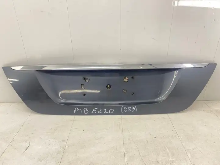Mercedes-Benz E W212 (2009 - 2016) 2118100173 Крышка багажника — фото 1