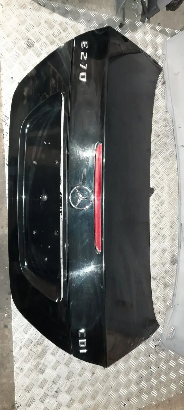 Mercedes-Benz E W211 (2002 - 2009) Крышка багажника — фото 1