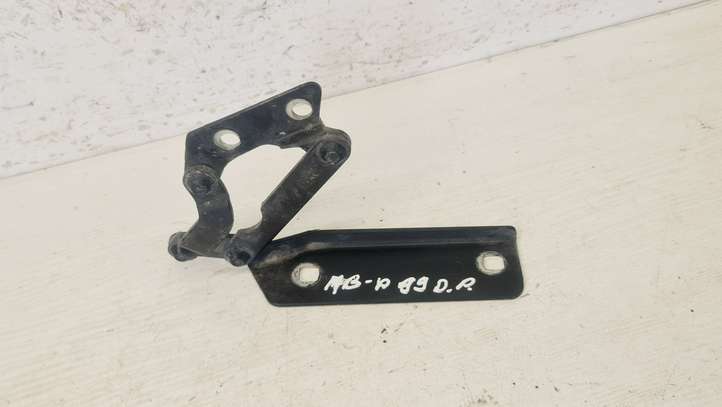 Mercedes-Benz A W168 (1997 - 2004)  A1688800228 Петля (петли) капота