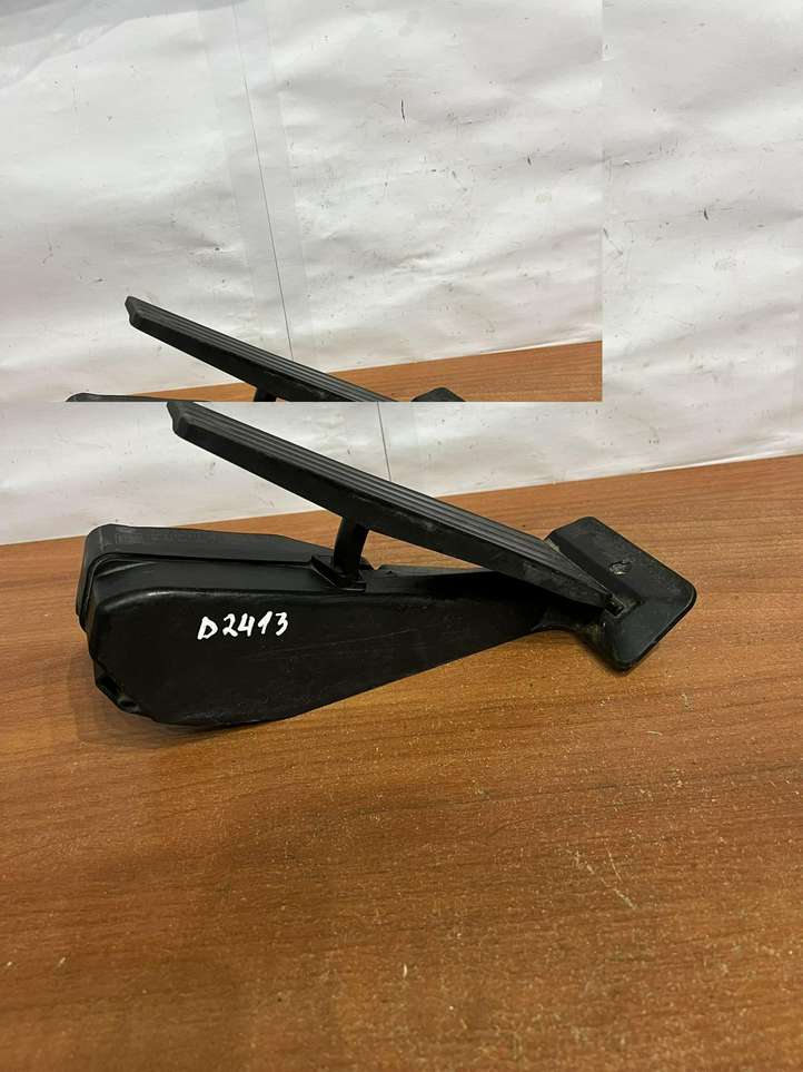 BMW 1 E81 E87 (2004 - 2011)  3542678658901 Педаль акселератора