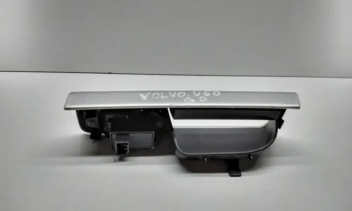 Volvo V50 (2008 - 2012) 8663819 Кнопка стеклоподъемников — фото 2