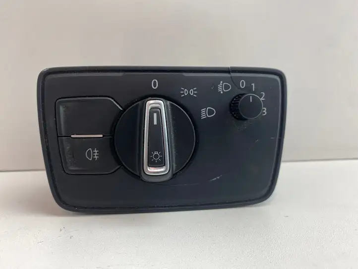 Volkswagen PASSAT B8 (2015 - ) 3G0941633C Включатель фонарей — фото 1