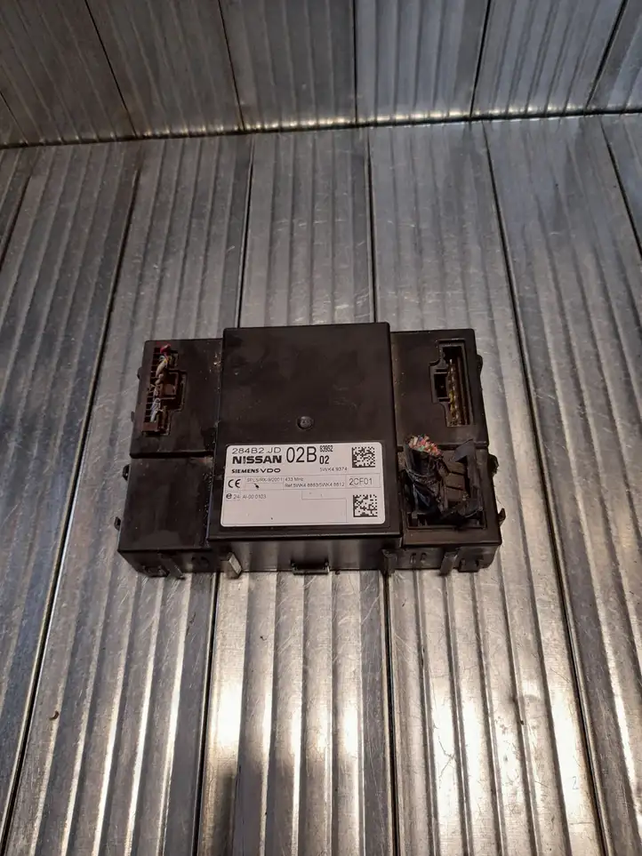 Nissan X-Trail T30 (2001 - 2007) 284B2JD Модуль комфорта — фото 1