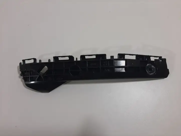 Toyota Yaris (2014 - 2019) 525760D130 Кронштейн заднего бампера — фото 1