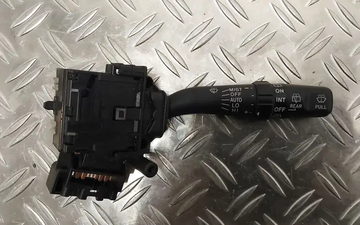 Toyota Corolla Verso E121 (2004 - 2007) 8465205170 Переключатель стеклоочистителей — фото 1