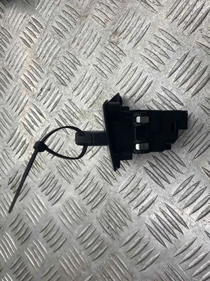 BMW 3 E90 E91 (2005 - 2012) 6954720 Замок зажигания — фото 2