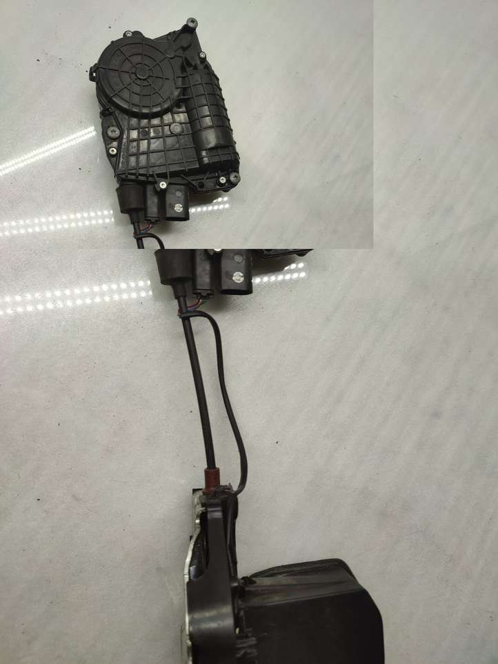 BMW 7 F01 F02 F03 F04 (2008 - 2016)  7185687 Механизм фиксации задней двери