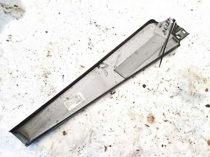 Audi A4 (2004 - 2009)  8e0853290e Другая деталь отделки пере́дней дверей