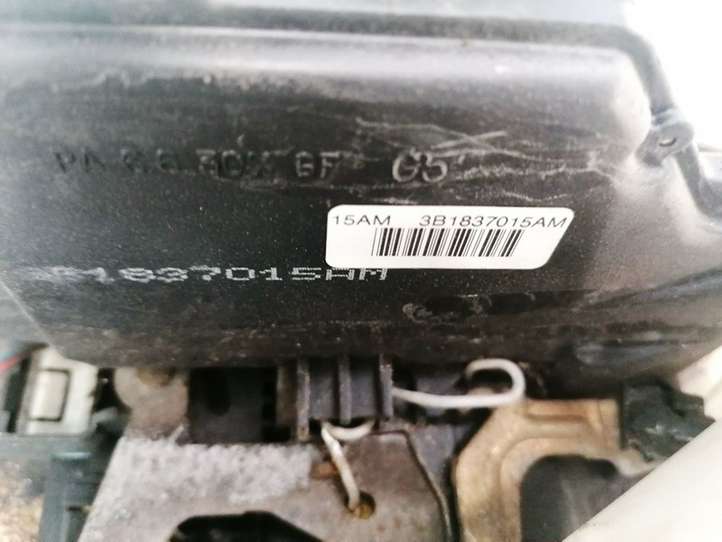 Volkswagen Polo (1994 - 2001)  3B1837015AM Передняя звукоизоляция